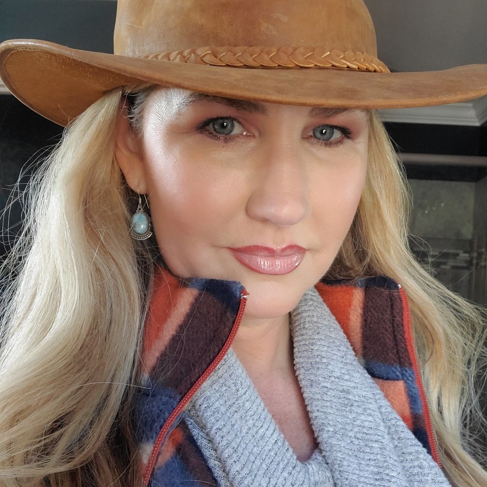 Meet your Posher, Bridgett